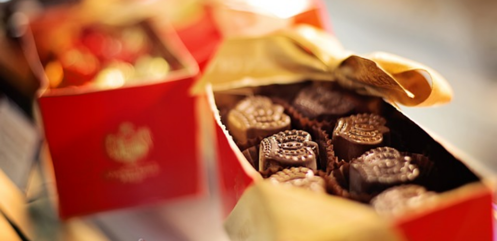 飲食店の周年祝いのお菓子選びのポイント4つ